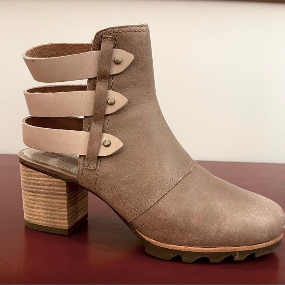 Sorel Addington Bootie, Size 10.5
